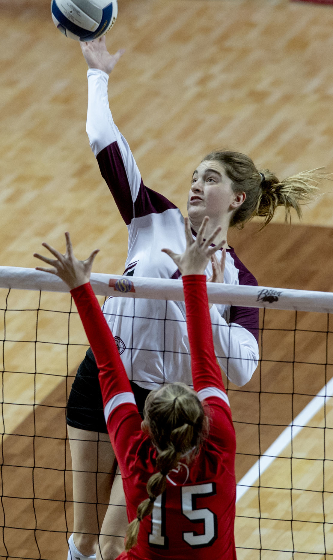 B state volleyball semifinal, 11.8